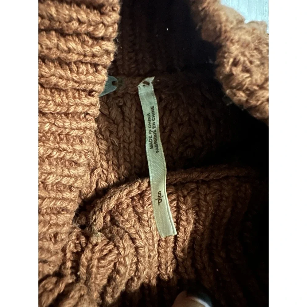 Free People Oversized Chunky Knit Mock Neck Sweater Sz S Rust Color‎ Cozy